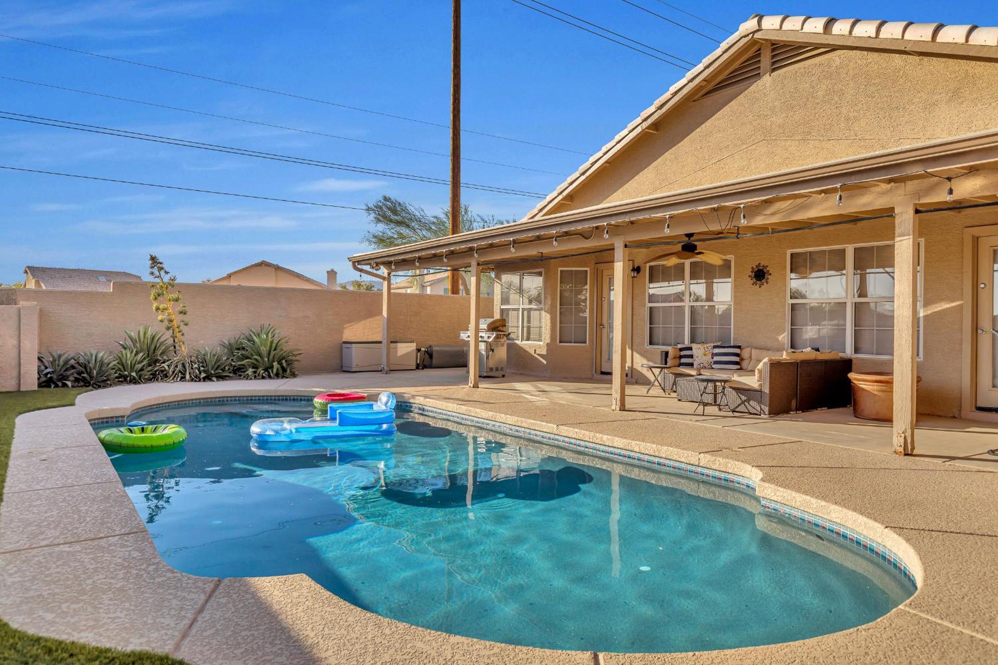Luxe Phoenix Getaway Kültér fotó