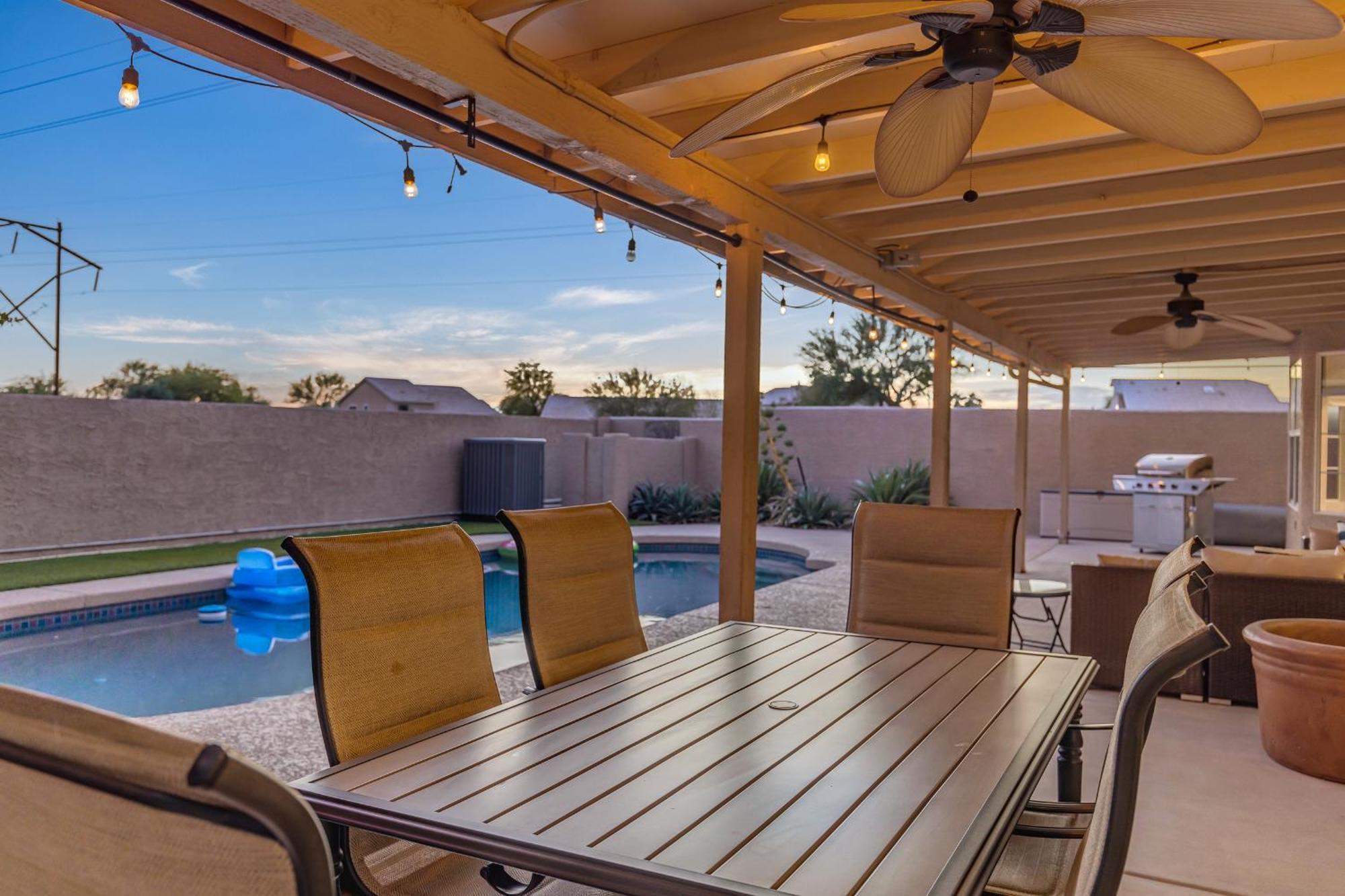 Luxe Phoenix Getaway Kültér fotó